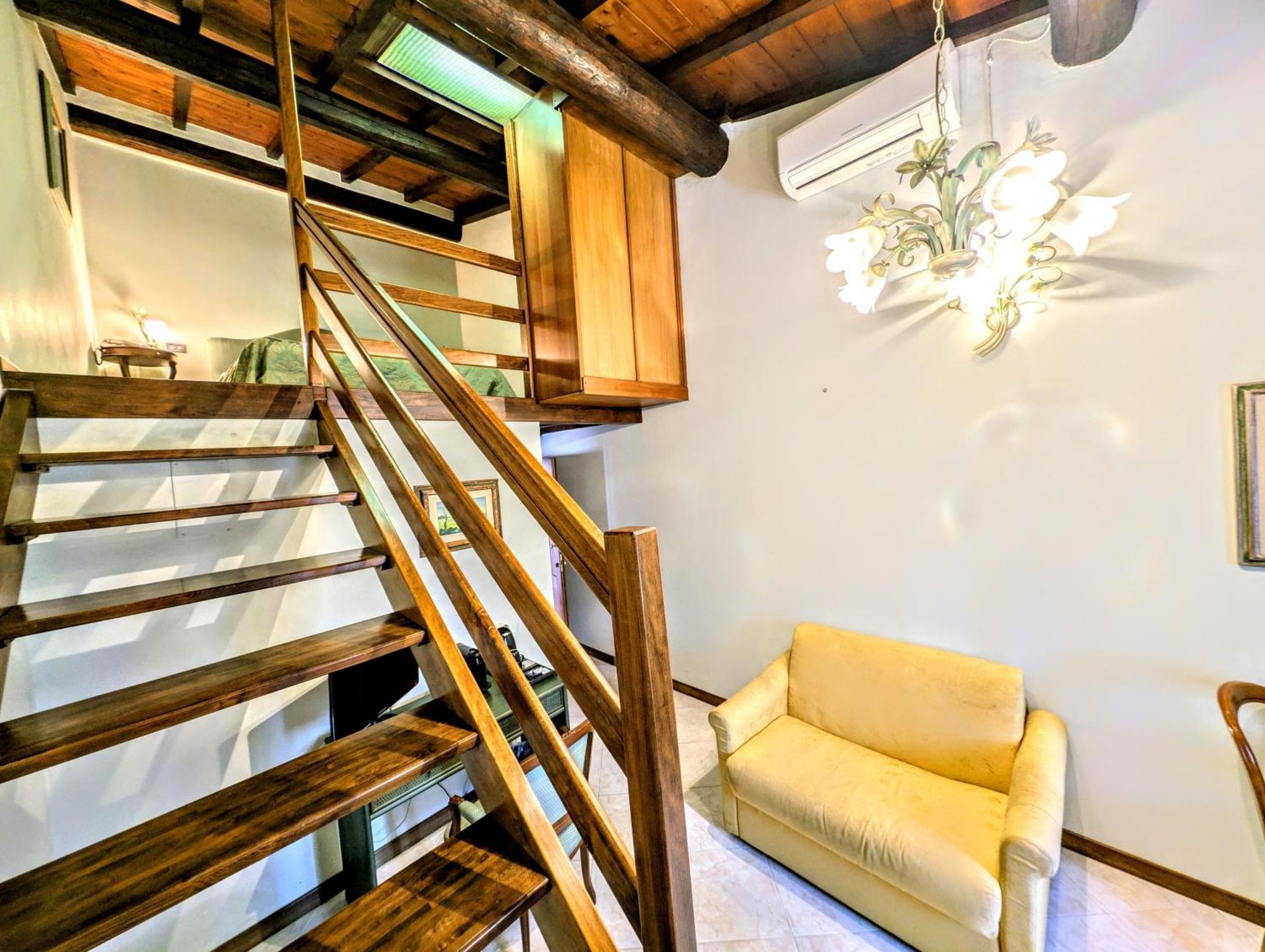 Residence Villa La Fornacina 瓦尔达诺的因奇萨 外观 照片