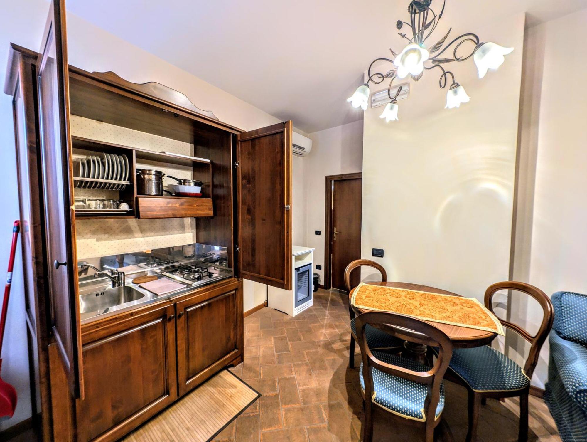 Residence Villa La Fornacina 瓦尔达诺的因奇萨 外观 照片
