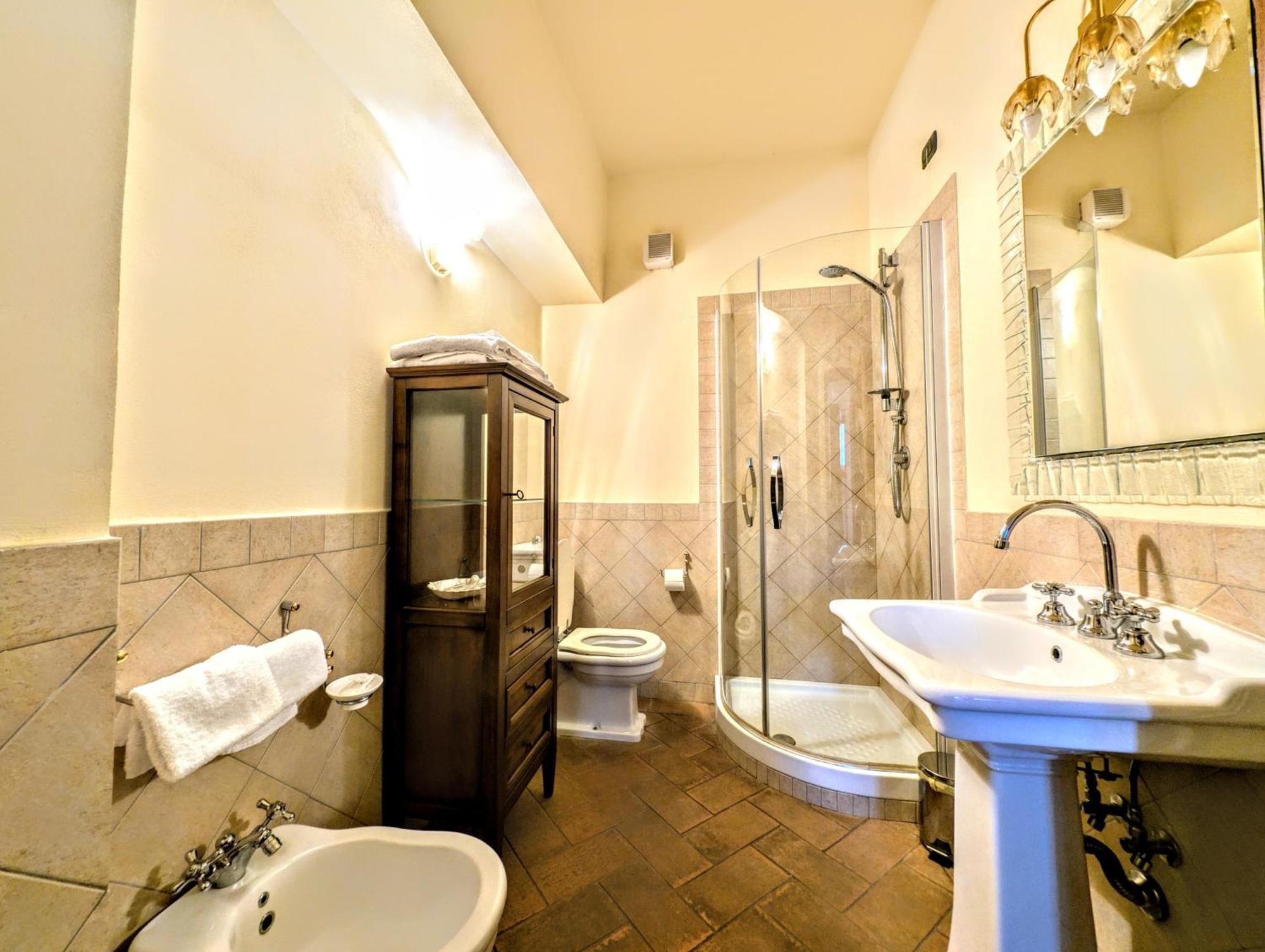 Residence Villa La Fornacina 瓦尔达诺的因奇萨 外观 照片