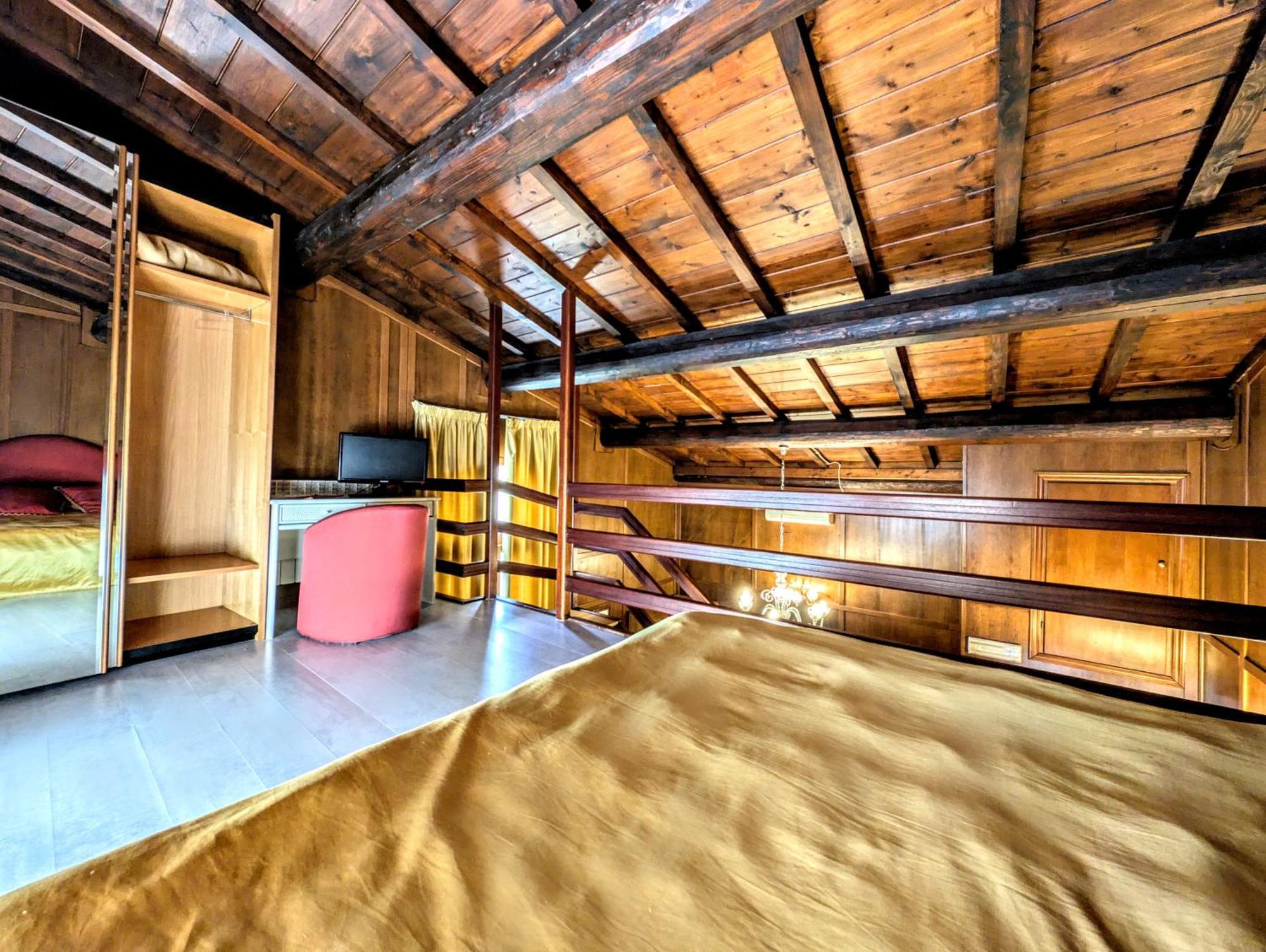 Residence Villa La Fornacina 瓦尔达诺的因奇萨 外观 照片