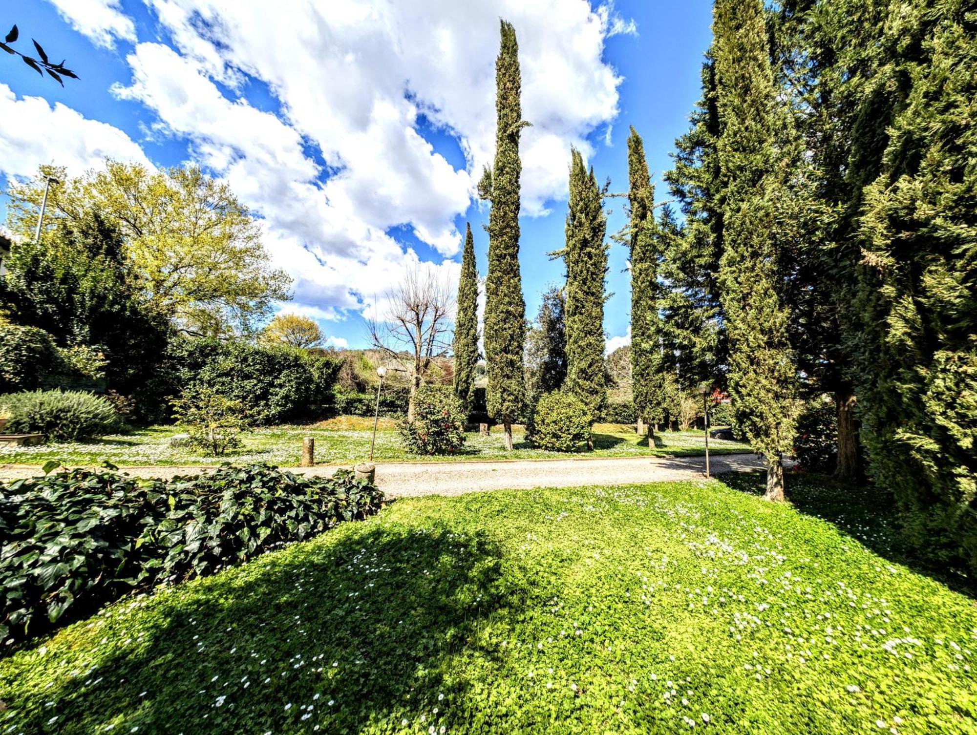 Residence Villa La Fornacina 瓦尔达诺的因奇萨 外观 照片