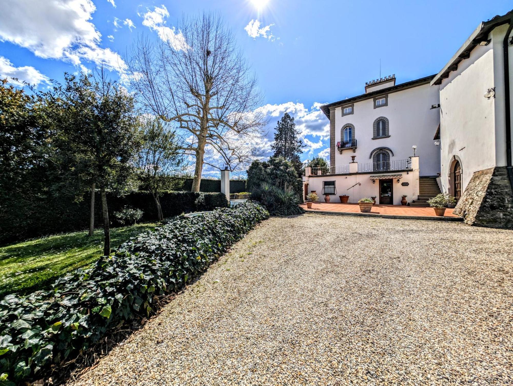Residence Villa La Fornacina 瓦尔达诺的因奇萨 外观 照片