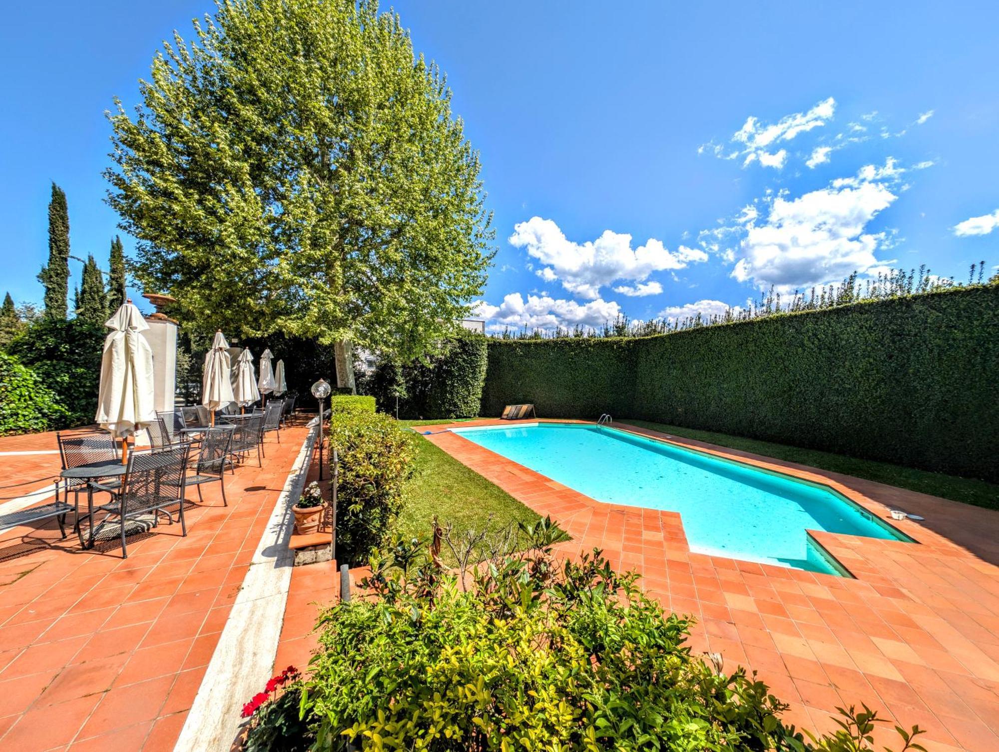 Residence Villa La Fornacina 瓦尔达诺的因奇萨 外观 照片
